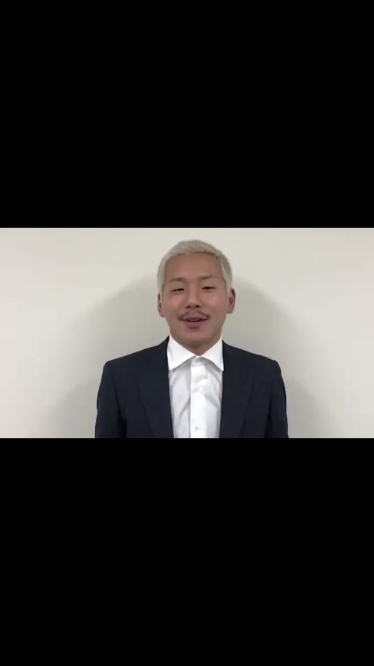 1919Leedsmot's profile picture. One life live it follow Leeds United and only hate Mancs One wife two kids one true Love Leeds United wafll 💯💯💯💯💯💯💯