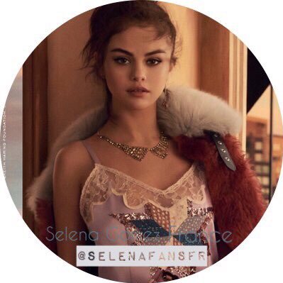 Compte source français sur Selena Gomez • Retrouvez toutes les nouveautés, photos et infos sur notre compte • Fan account