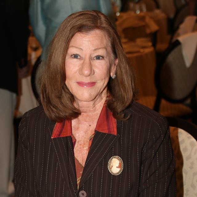 MarthaW87059189's profile picture. Wife Mom Educator Public Servant still pursuing passions, past times & politics.