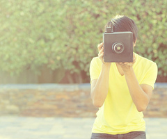 francoken's profile picture. There's a difference between beauty and charm.  A beautiful woman is one I notice.  A charming woman is one who notices me.  ;)