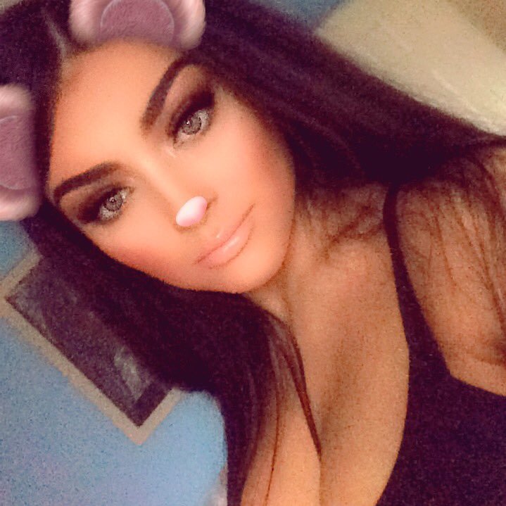 liv_parry's profile picture. olive by name, olive by nature