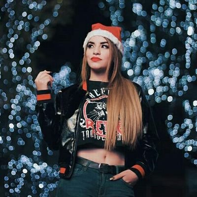 👑Camila Cabello👑
🎀Kimberly Loaiza🎀
💎Juan De Dios Pantoja💎
❤JukiLop❤