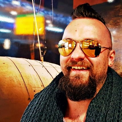 Satiriker, Musiker, *Timpel Time* auf Radio 88.6 von 6-10