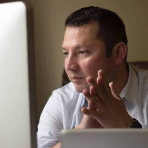 alfredoflores01's profile picture. Publisher - Graphic Artist - Crypto Enthusiast - Enjoying Life