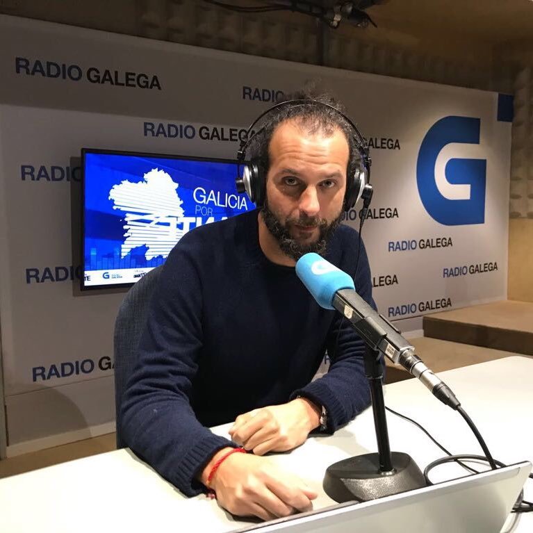 Comunicador científico galego en Barcelona. Editando libros científicos en @EditorialCasals y siguiendo en mi tiempo libre a la @Penya1930 y al @HockeyClubLiceo