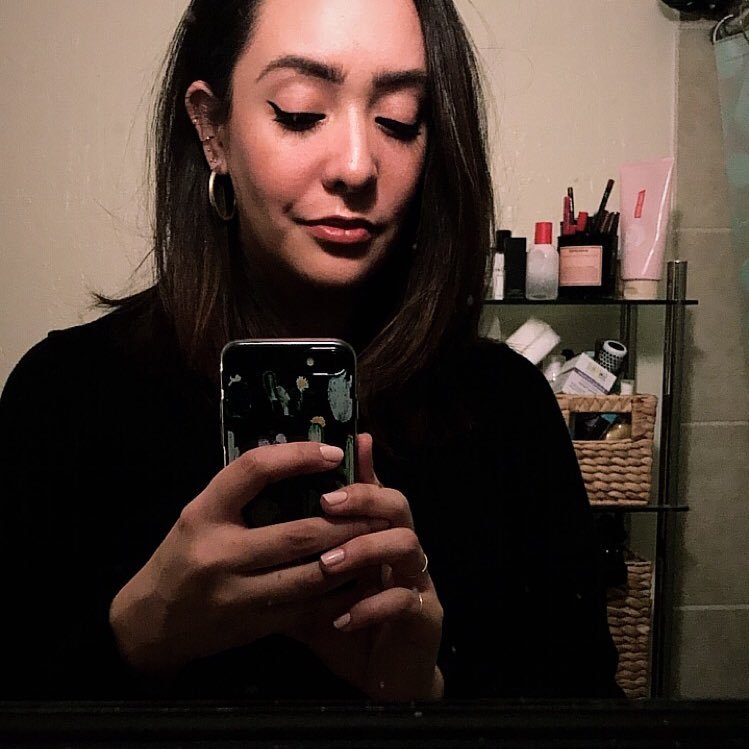 siempresarita's profile picture. staff writer and expert parallel parker.