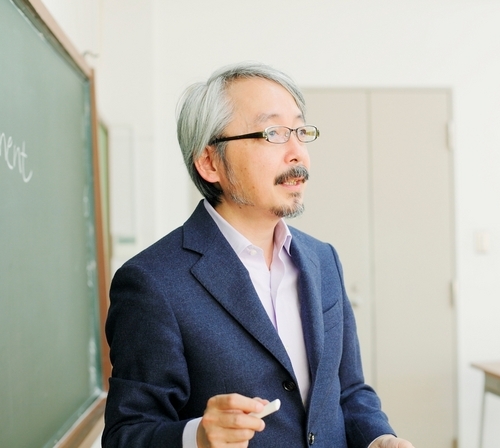 小阪とチーフ肥前が発信｜会員数1500社のビジネスコミュニティを25年間主宰｜『日経ＭＪ』にコラム連載｜著書45冊｜博士（情報学）｜九州大学招へい講師｜日本感性工学会理事｜北米神経科学学会正会員｜取材・講演等のご依頼やお問い合わせはこちらのページから→https://t.co/nbJQrUYH9I