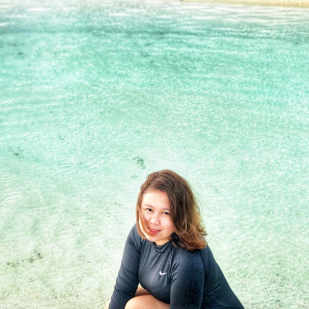 ayishanessalove's profile picture. environmentalist.