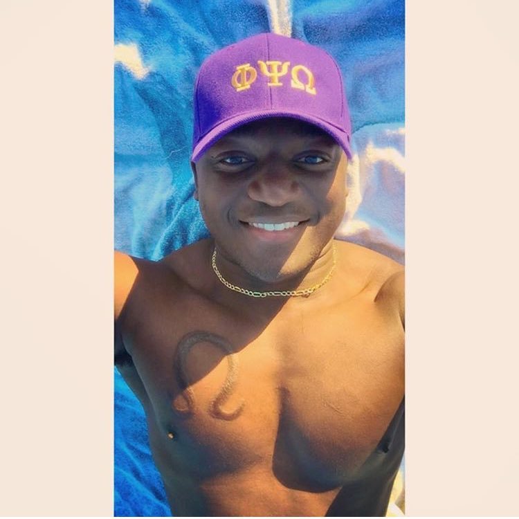 #Upstate Alumni 2013 #ΩΨΦ #Knicks #liar I'm that friend your moms warned you about
