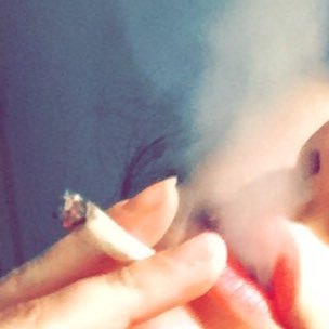 Deesse110022's profile picture. venez en dm