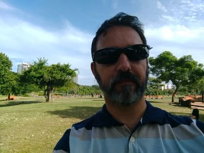 FlavioCompassi's profile picture. Olhar com simplicidade e humildade a vida reconhecendo que não estamos sós no mundo é viver plenamente o amor de Deus. Não é fácil, mas é edificante.