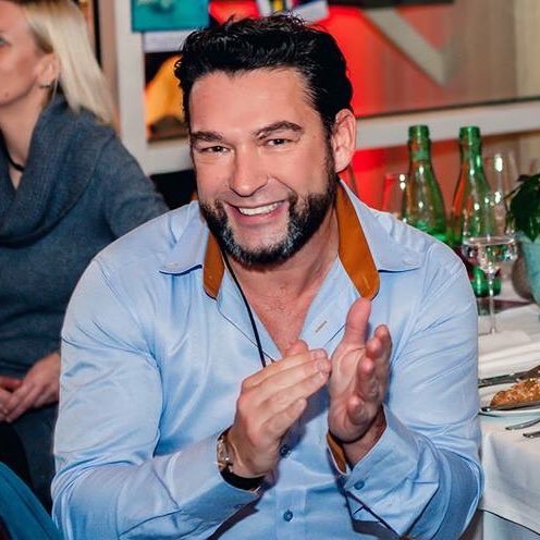 BerndS1's profile picture. helping the business to automate network  troubleshooting tickets, and collaborate for improved performance and lower costs.  https://t.co/wpFbRrb7RP