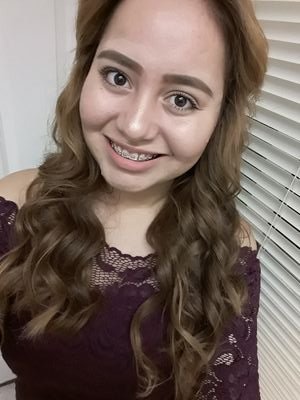 LizethReyesQ's profile picture. 