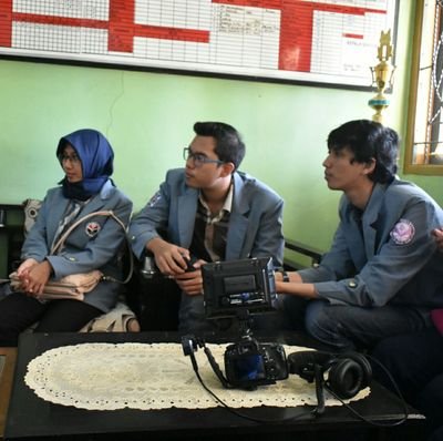 Radennurp's profile picture. A Learner. An English Tutor. Someone alive