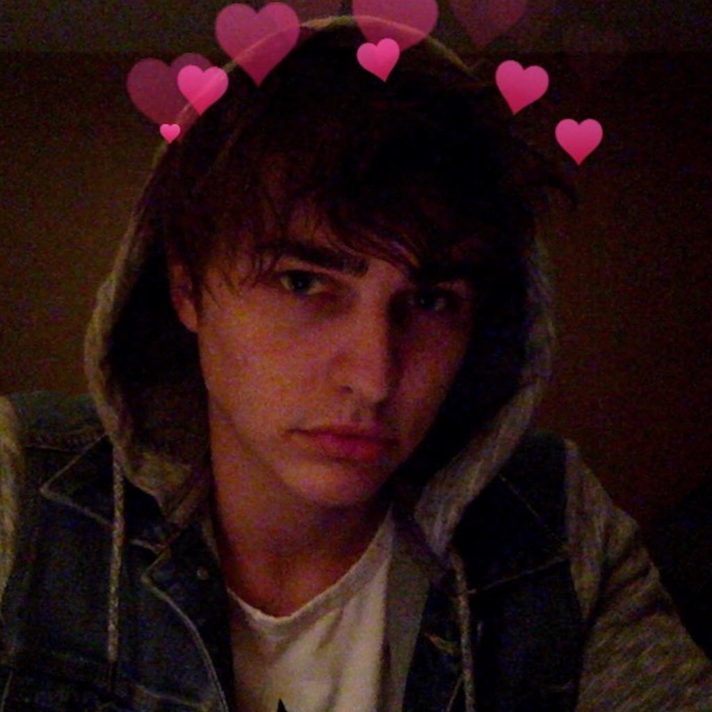 colby_lockwood's profile picture. the youngest Lockwood child.