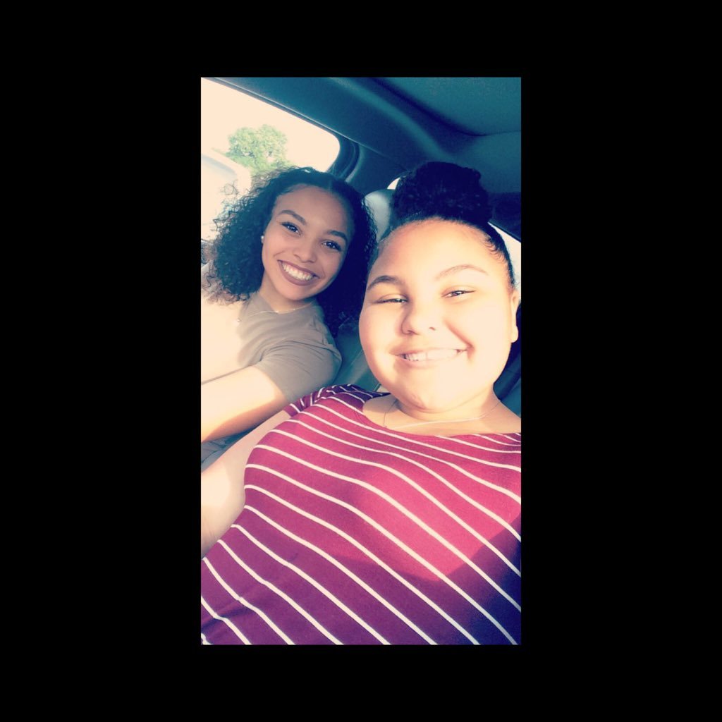 taylorrheeee's profile picture. 