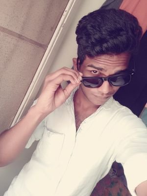 AkillJill's profile picture. newton's Third law😝😝😝