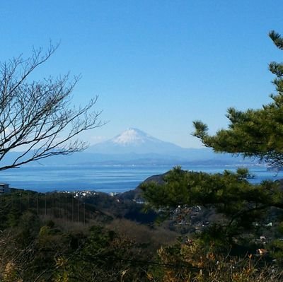 ⛳️ゴルフ好き🏌️‍♀️ロック好き🎸ちょい波乗り好き🏄‍♀️🌊運動大好き😘アウトドア大好き🎣🗽FP1級目指して☝️フルスイング💫