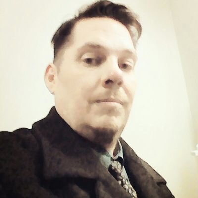 kimblomkvist's profile picture. I'm a man with conversation skills, and I'm a man with hundred dollar bills.