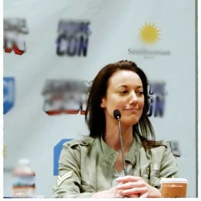 person
on
the
heaven 😇
dreamer
craziest 
fan
of
@zoiepalmer @Annasilk
also fan of @soledadcruz
@mjbello#barcedes