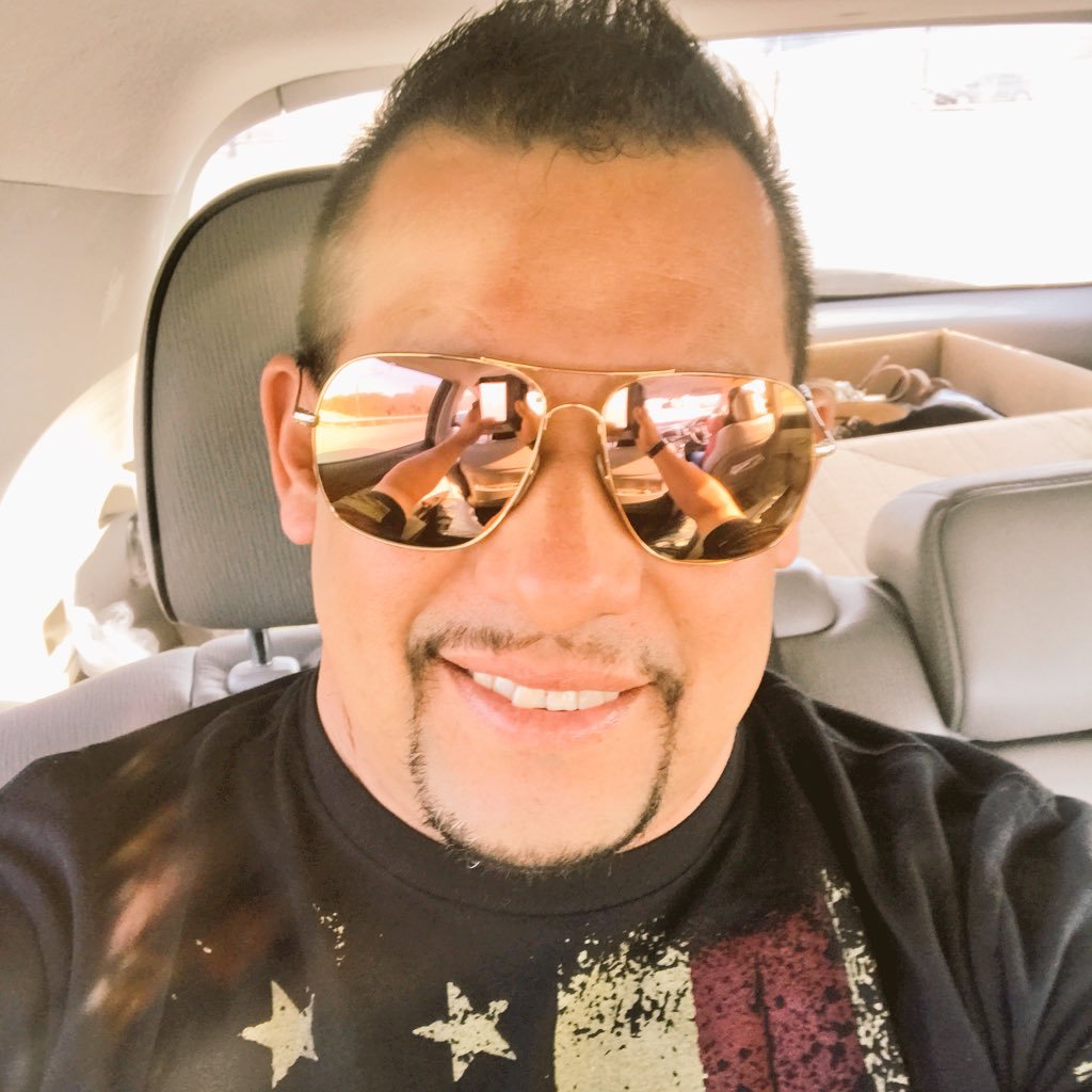 juan1428's profile picture. live life to the fullest