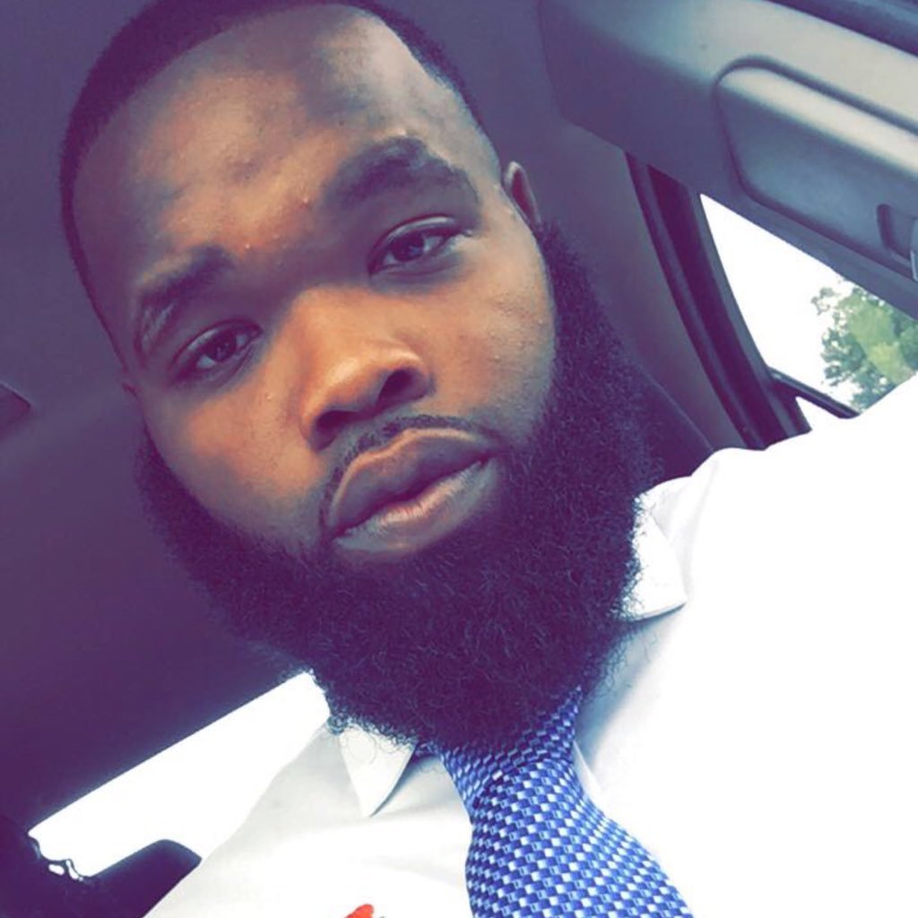 Money,Power,Respect 🤘🏾Snapchat📷 ➡️ jhallutsa2 #YBLU 💯 #BeardGang #MoneyTeam 💼💰#Blinn #Pv