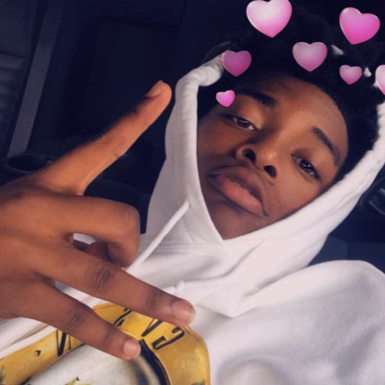 Tbn_nelly's profile picture. #21 gang 💛💜.