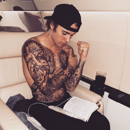 Belieber💜⏩2002⏩snap: sandera_081💫
