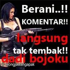 r1qqqqqqqqq1's profile picture. Masa lalu memang menyimpan banyak kenangan, namun itu bukan alasan tuk tak terus melangkah ke depan.