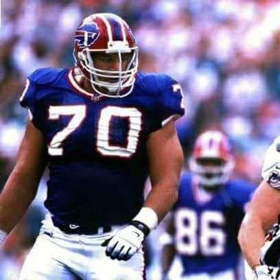 Arizona Wildcats Football HOF  - Buffalo Bill #70 - Arizona Cardinals #74 
Co-Host - 'Off Tackle With John Fina PodCast' 
@johnfina70 on IG
#BillsMafia