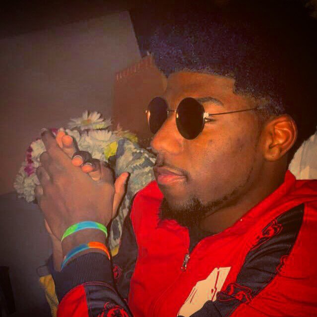 myekelousley_'s profile picture. My personality