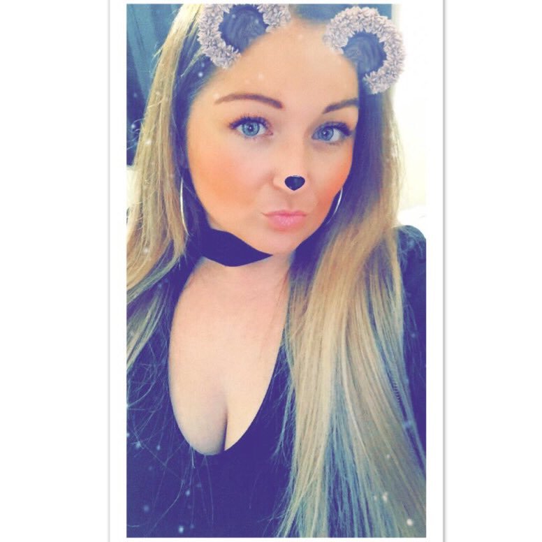 Where words fail Music speaks 🎤🎧🖤 Grime ❣️Futuremusicldn@gmail.com https://t.co/Lof2vb755p FM Media Smiley/Myki music promoter 🎶