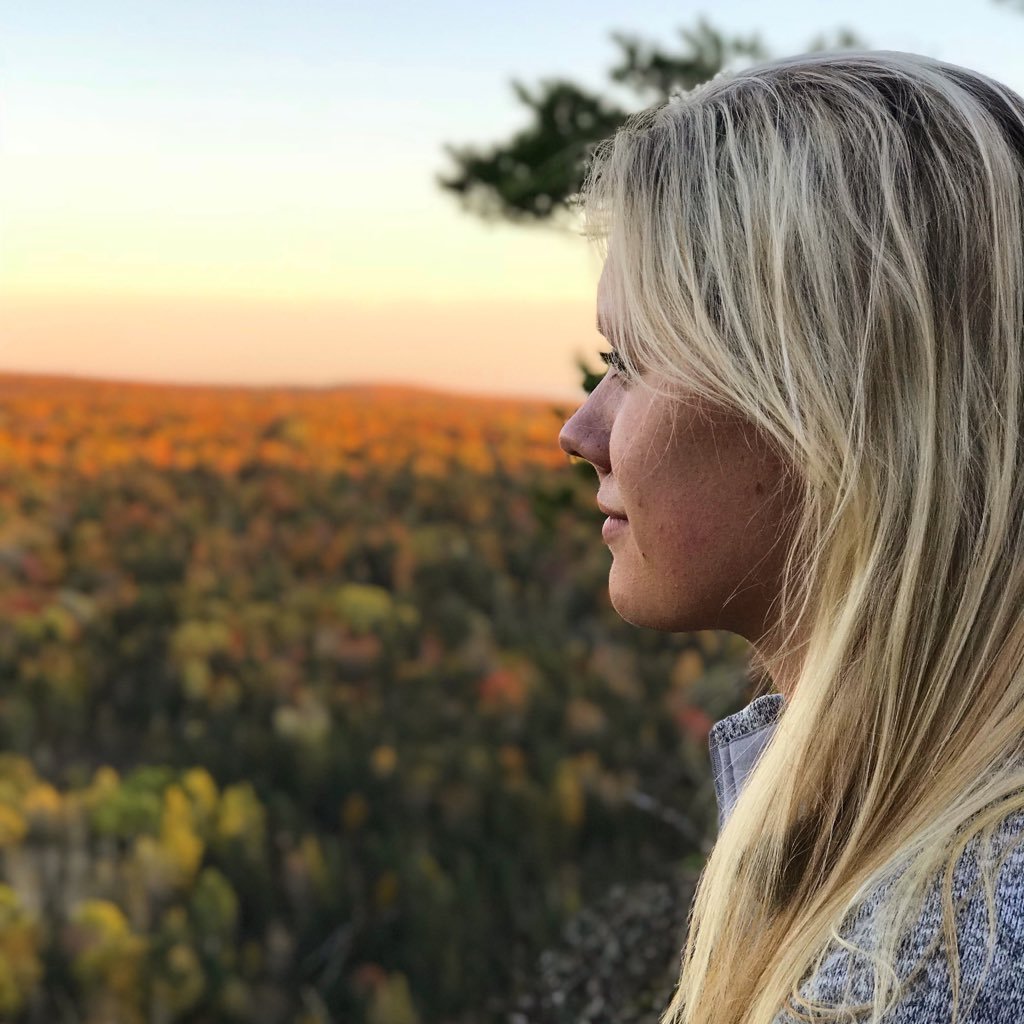 alyssa_maejor's profile picture. I like lifting, wellness, excessive amounts of food, and adventuring