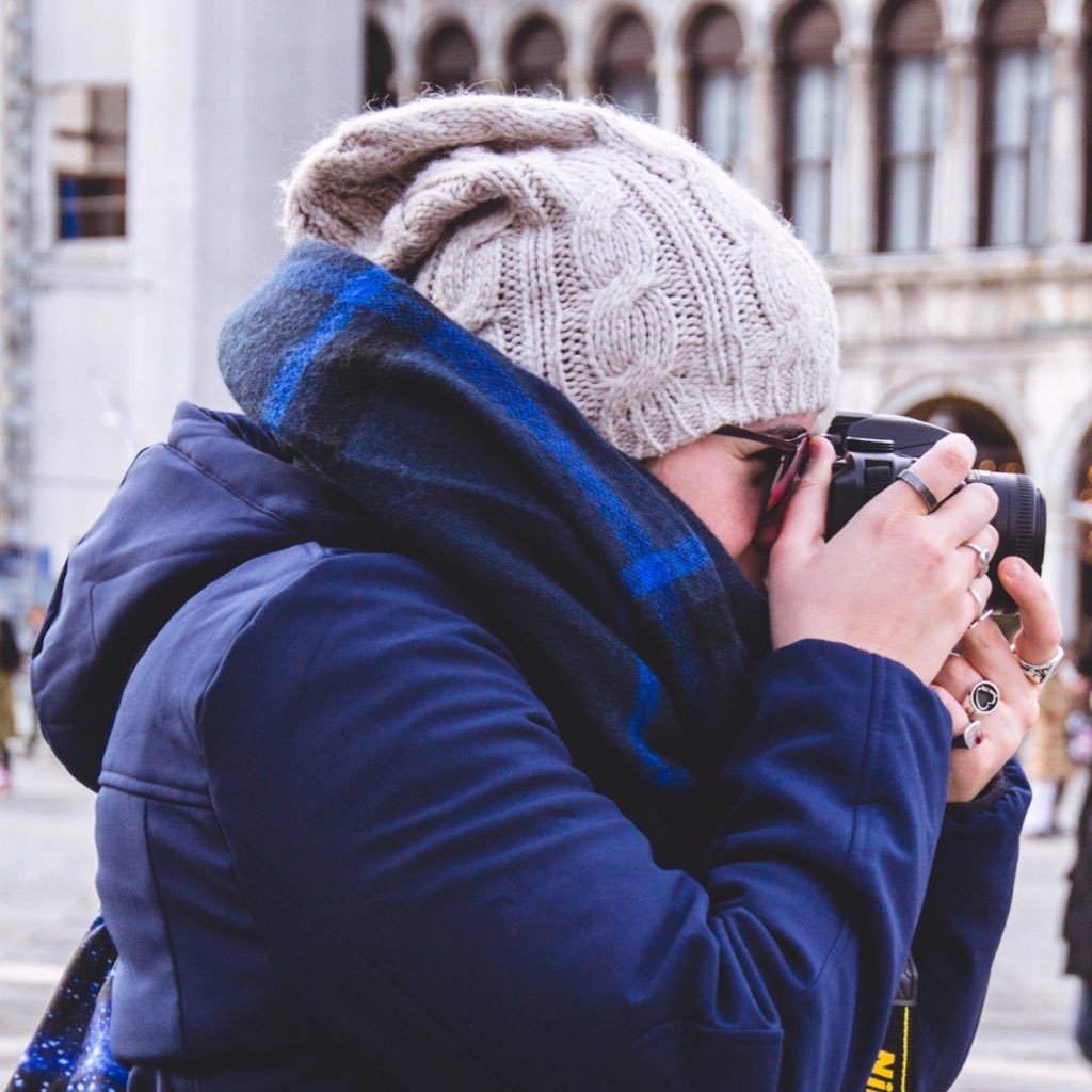 EleonSpina's profile picture. Attimi e secoli, lacrime e brividi |{A.A.}| Fotografa freelance 📸