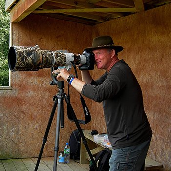 An amateur photographer, who enjoys travel, wildlife, and macro photography. Also volunteer photographer for Herefordshire Wildlife Trust.