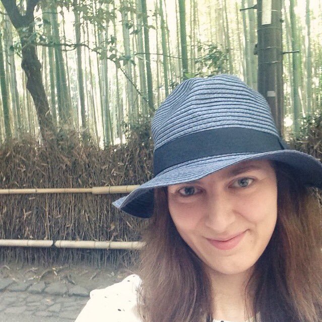 english, book lover, film fan, musician, gamer, geek, feminist, avid tea drinker, traveller, dreamer