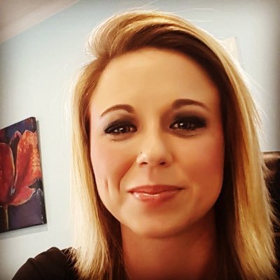 VictoriaFurr's profile picture. 