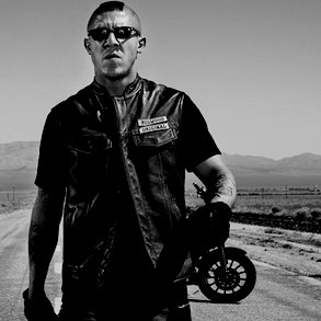 BetterYiddish's profile picture. "Have you ever seen the contents of a lower colon?" #SOArp #Resident