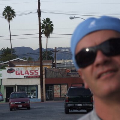 Sam Klebanov 🇸🇪🇺🇦 on Twitter: "Один мой товарищ из Швеции уехал в ...