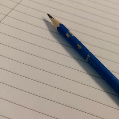 sketchyart13's profile picture. I draw on paper because I don’t have a tablet deal wi it ❤️🤯