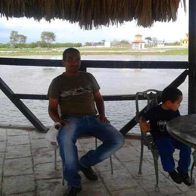Ing. en Informática y Sistema formador tecnológico del Municipio Torres del Estado Lara. Chavista, Madurista y al Servicio del Estado.