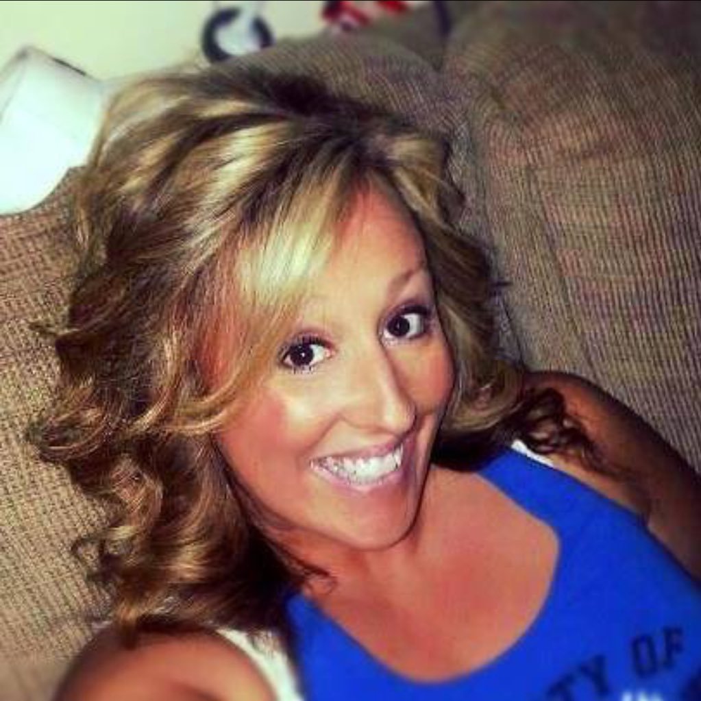 Melisssaprewit1's profile picture. Whitley Co Board of Ed, Cheer Coach, EB Breeder, and mother of 4 fabulous kids. Sports is our lives and bulldogs have our hearts!! ❤️ God