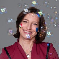 Zsuzsanna Szelenyi(@ZSzelenyi) 's Twitter Profile Photo