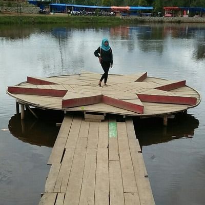 Film Sekolah & Universitas Acara TV Selebriti Komedi Ibu & Keluarga