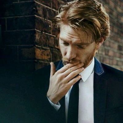 nazlanmakt's profile picture. The end of a regime that acquiesces to disorder.  / #StarWars