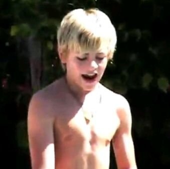 Lynch_Ross__'s profile picture. 