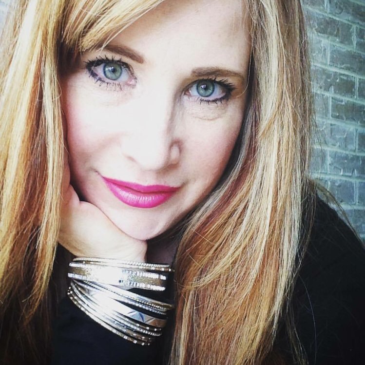 KSLNewsRadio News & Traffic Reporter. @KSLNewsRadio Tune in weekdays. Lover of music, art, reading, great food & the outdoors!
