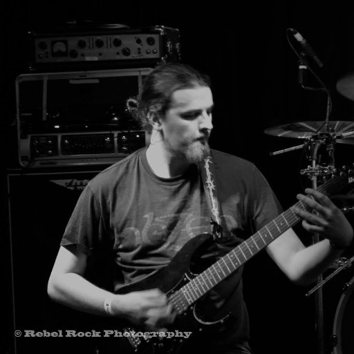 dan_white_konom's profile picture. RF Engineer & Guitarist @ Konom