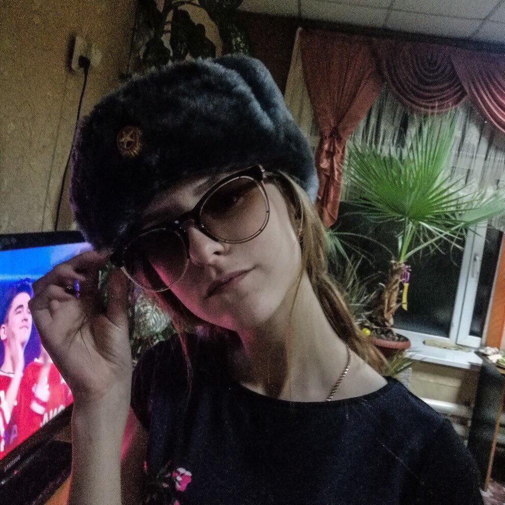 lena_yanush's profile picture. Сумасшедшая 💥✨