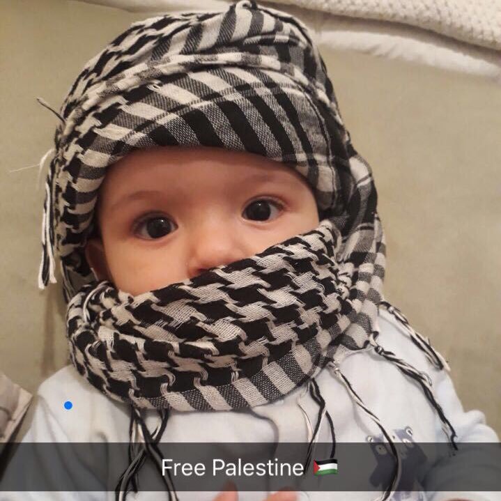 dali________'s profile picture. ...